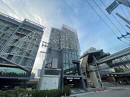 KOO Hotel