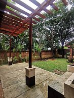Three Bedroom Balinese Villa - a Shared Pool