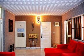 Lome Bamboo Lodge