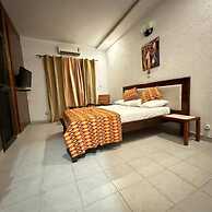 Lome Bamboo Lodge