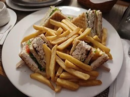 Whitehill Luxury Hotel