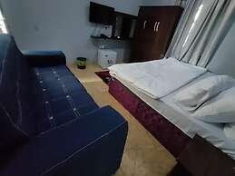 Whitehill Luxury Hotel