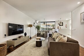 Del Mar Apartment - BT