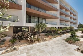 Del Mar Apartment - BT