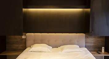 Moon Montana Busteni