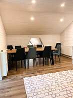 Moon Montana Busteni