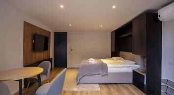 Moon Montana Busteni