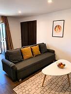 Moon Montana Busteni