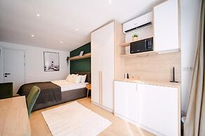 Moon Montana Busteni