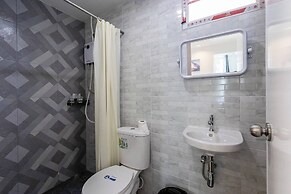 Tiny House Srinakarin At Sri Bearing Station