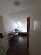 2-Rent Group Hostel Rooms&Apartments EVE168