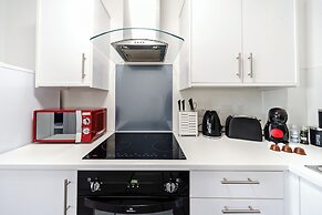 Whitchurch Road Retreat in Cardiff
