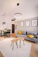 Moon Village Comarnic