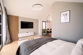 Moon Village Comarnic