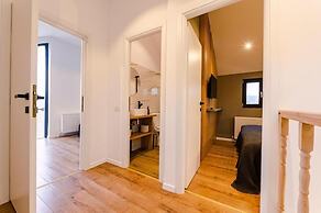 Moon Village Comarnic