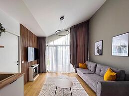 Moon Village Comarnic