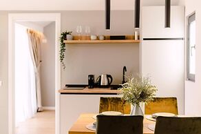 Moon Village Comarnic