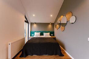 Moon Village Comarnic