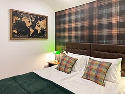 Moon Village Comarnic