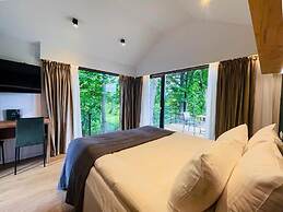 Moon Village Comarnic