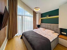 Moon Village Comarnic