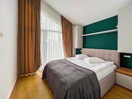 Moon Village Comarnic