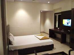 HOTEL HILL VIEW