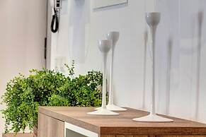 Oricellari Apartment by Mamo Florence