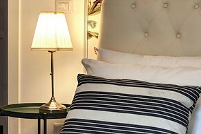 Oricellari Apartment by Mamo Florence