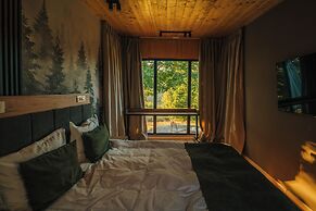 Moon Valley Comarnic