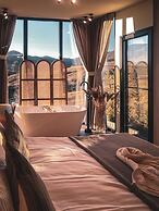 Moon Valley Comarnic