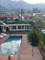 Fİİ SUİTS