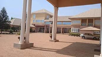 Hallydays Hotel and Resort