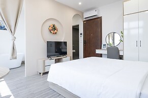 Lumi Hotel by  Vega