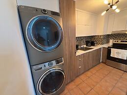 3 Bed 1 Bath 1 Park Plaza Universidad