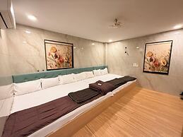 Hotel Mangal Shree