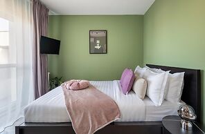 Artful & Light-Filled 2BR on Calea Victoriei - Prime Central Spot