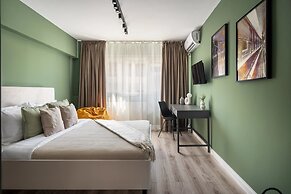 Artful & Light-Filled 2BR on Calea Victoriei - Prime Central Spot