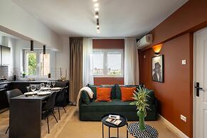 Artful & Light-Filled 2BR on Calea Victoriei - Prime Central Spot