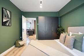 Artful & Light-Filled 2BR on Calea Victoriei - Prime Central Spot