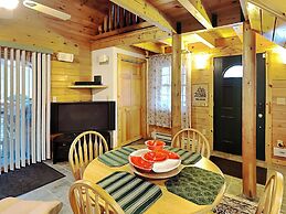 The Old World Chalet by Taylor Made Deep Creek