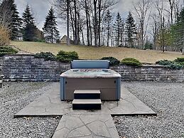 The Old World Chalet by Taylor Made Deep Creek