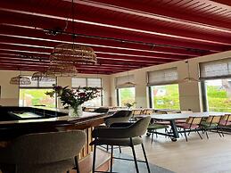 Group Accommodation for 36 Guests