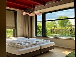 Group Accommodation for 36 Guests