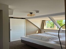 Luxury Group Retreat in Nature