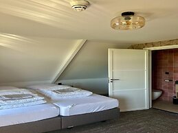 Luxury Group Retreat in Nature