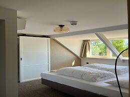 Luxury Group Retreat in Nature