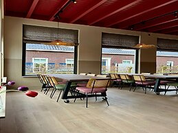 Luxury Group Retreat in Nature