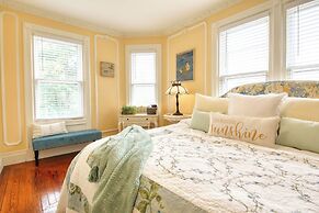 Huddy House Bed & Breakfast