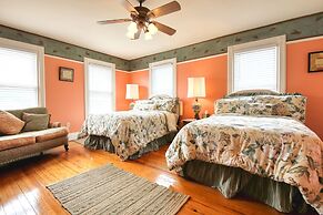 Huddy House Bed & Breakfast